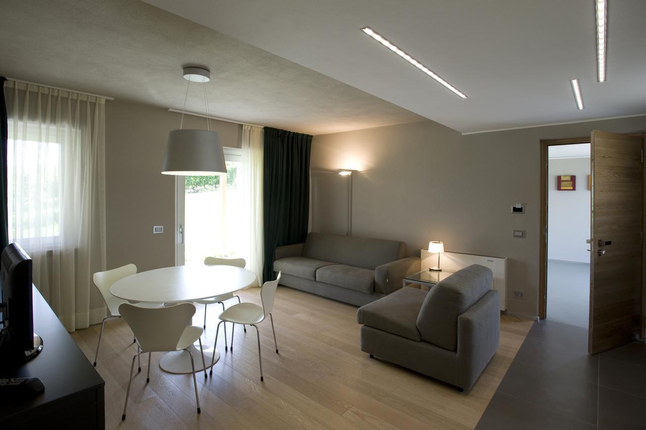 Casa Nelle Vigne Apartment Castiglione Tinella Bagian luar foto